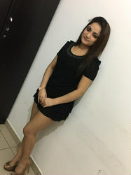 Escorts Dubai, United Arab Emirates Anjali Big Busty Girl