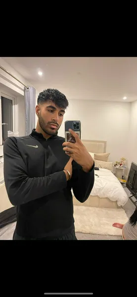 Escorts Manchester, England Asian Boyy457