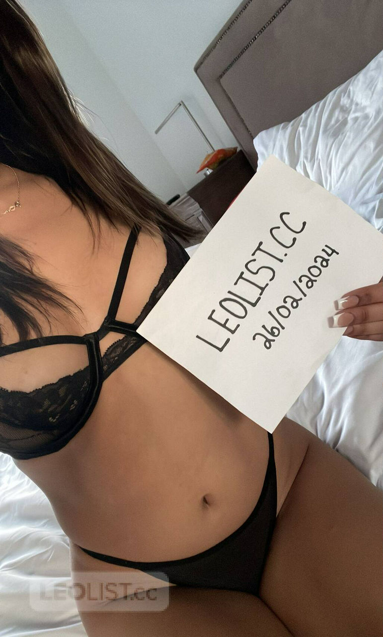 Escorts Mississauga, Ontario Petite tight and wet sexy Latina