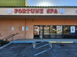 Massage Parlors Vista, California Good Fortune Spa