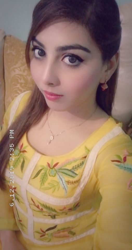 Escorts Sharjah, United Arab Emirates Suman Indian Girl