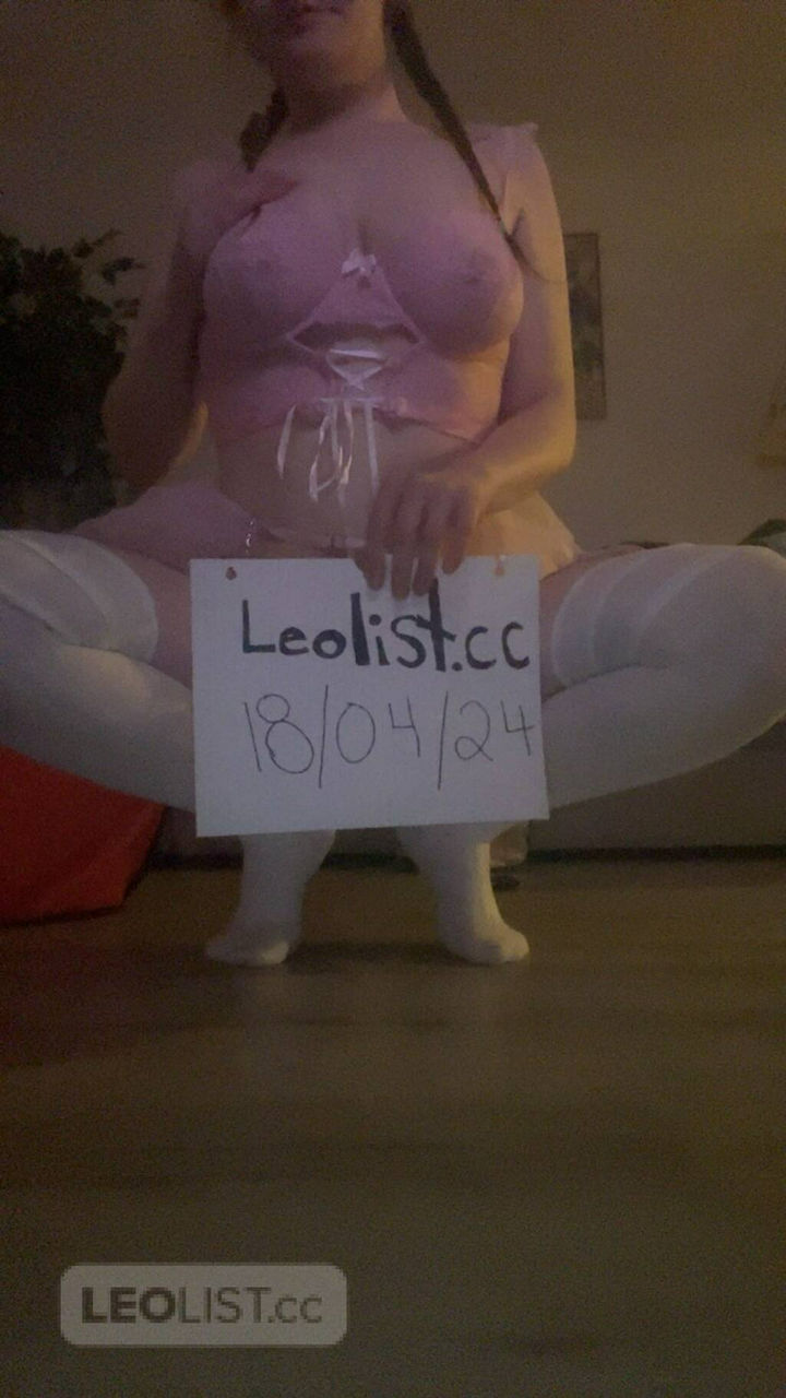 Escorts Grande Prairie, Alberta Submissive white little slut ;)