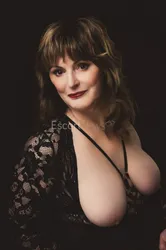 Escorts Kitty Collins