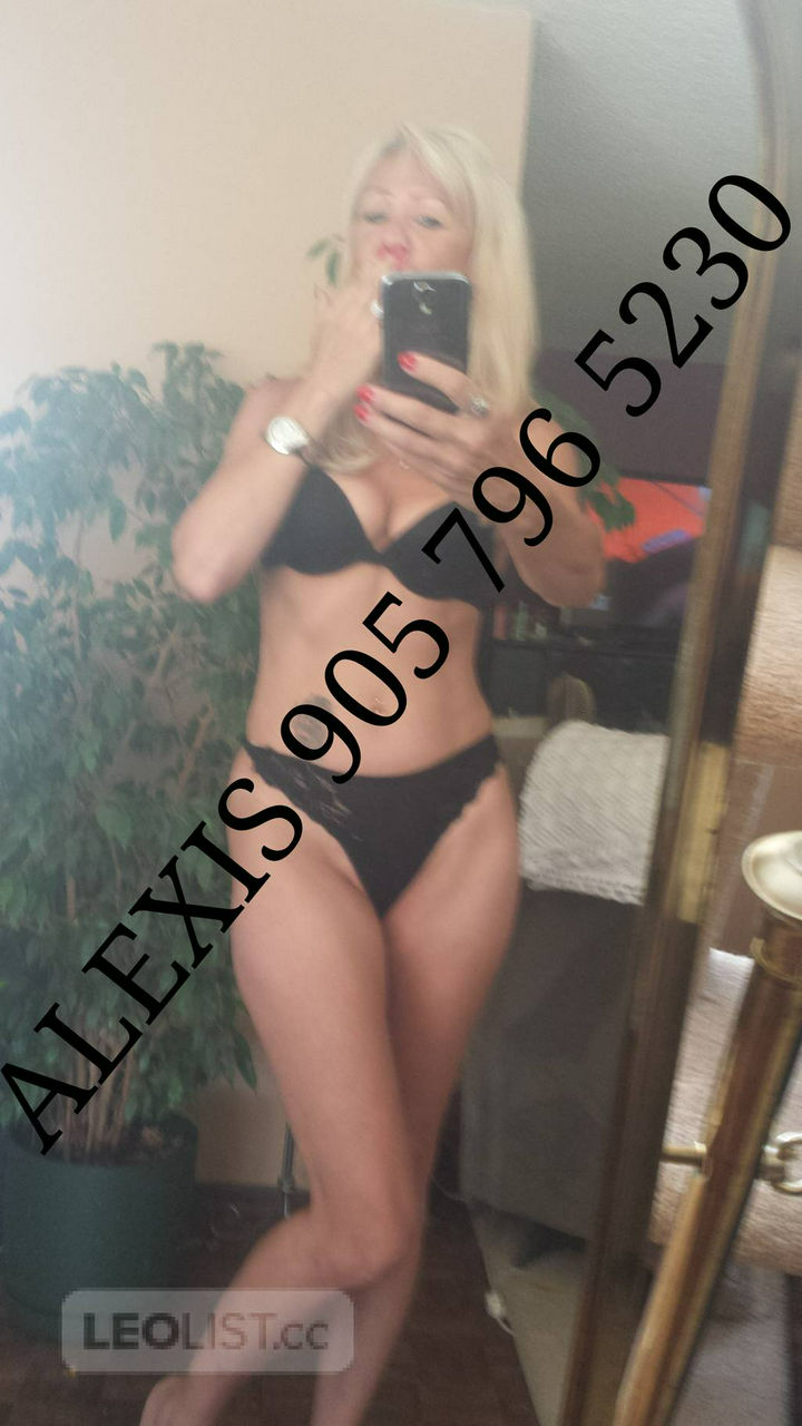 Escorts Brampton, Ontario ALEXIS