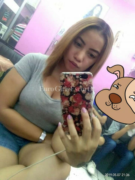 Escorts Taguig, Philippines Zandra Mondragon