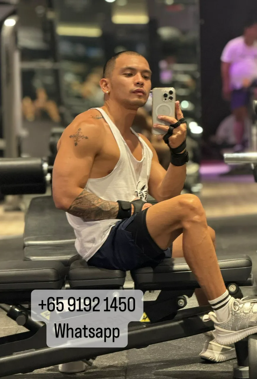 Escorts Manila, Philippines Boy in Town