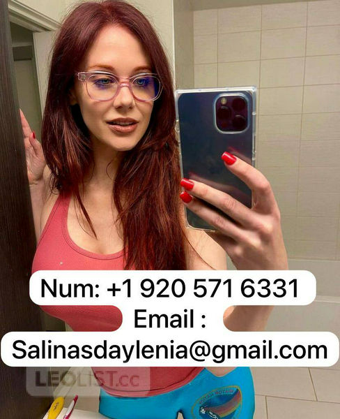 Escorts Moncton, New Brunswick sexy red head available for nasty fun