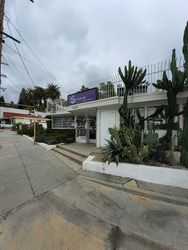 Los Angeles, California Swan Day Spa