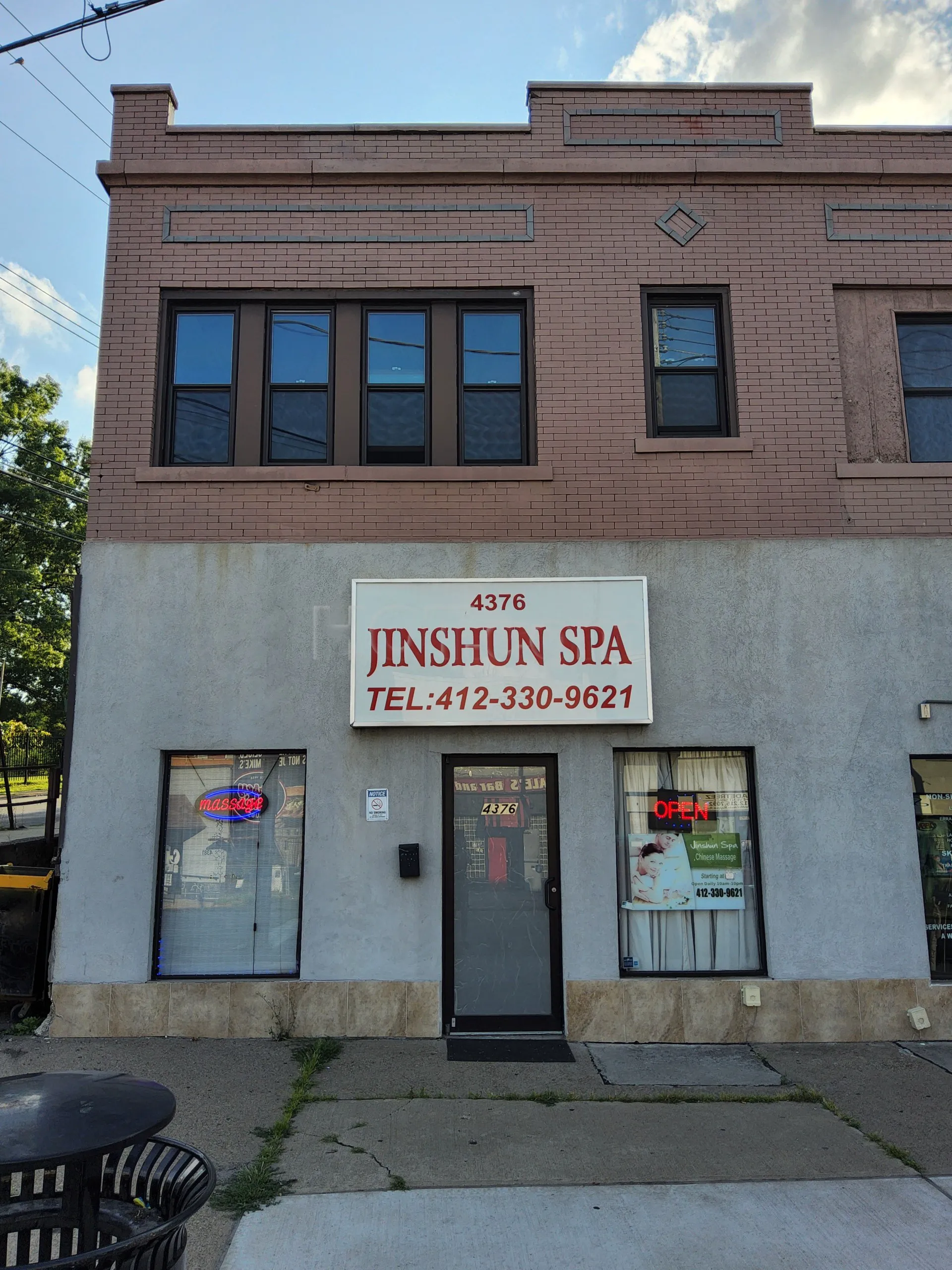 Pittsburgh, Pennsylvania Jinshun Spa