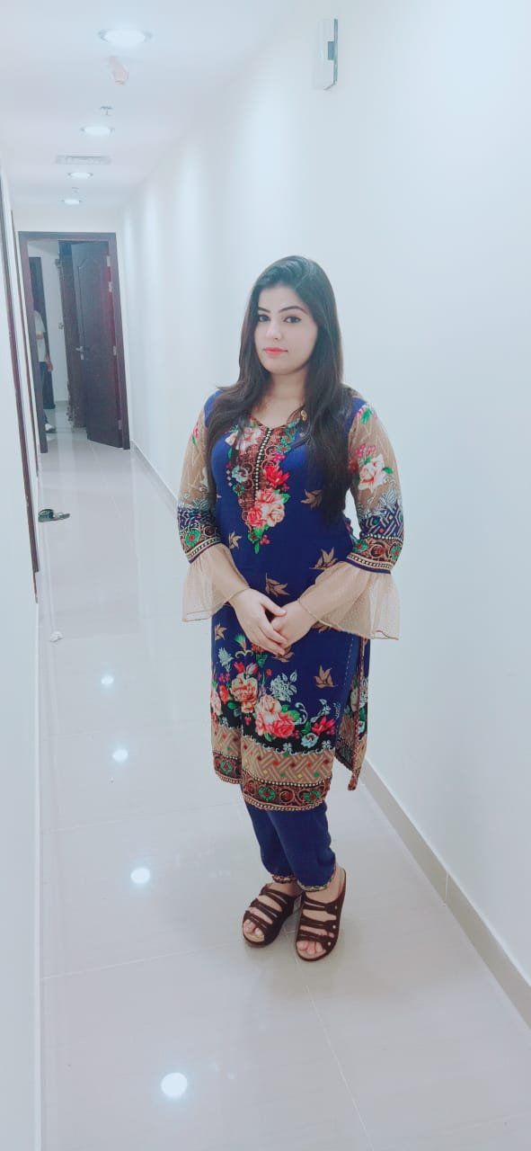 Escorts Sharjah, United Arab Emirates Manisha Busty Girl