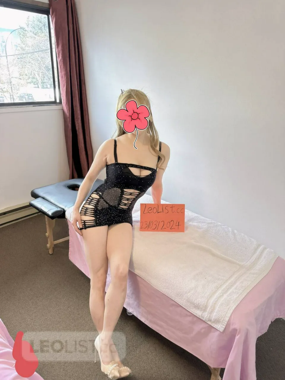 Escorts Halifax, Nova Scotia DOWNTOWN 36D LOW RESTRIC MENU NEW GIRL JUST ARRIVED OPENMIND