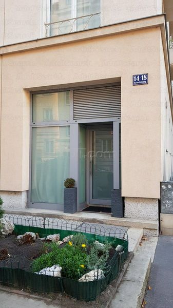 Bordello / Brothel Bar / Brothels - Prive / Go Go Bar Vienna, Austria Massage69