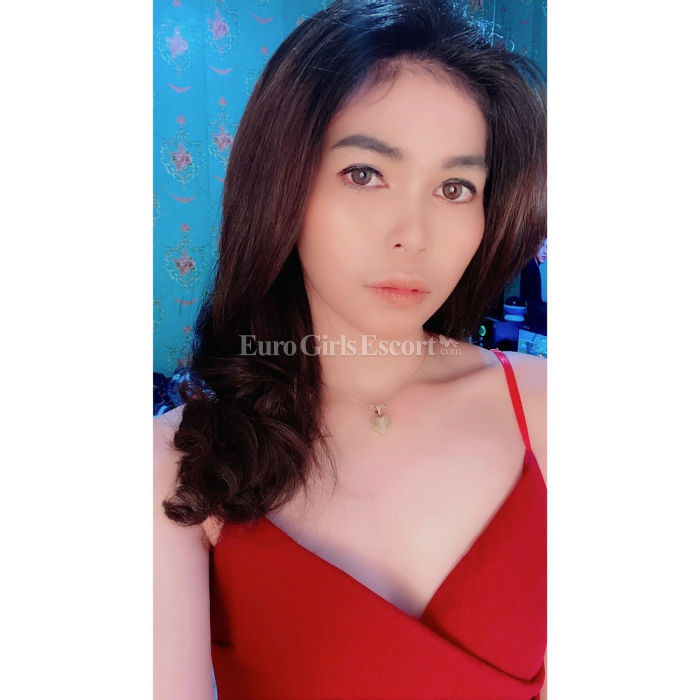 Escorts Jakarta, Indonesia Adinda