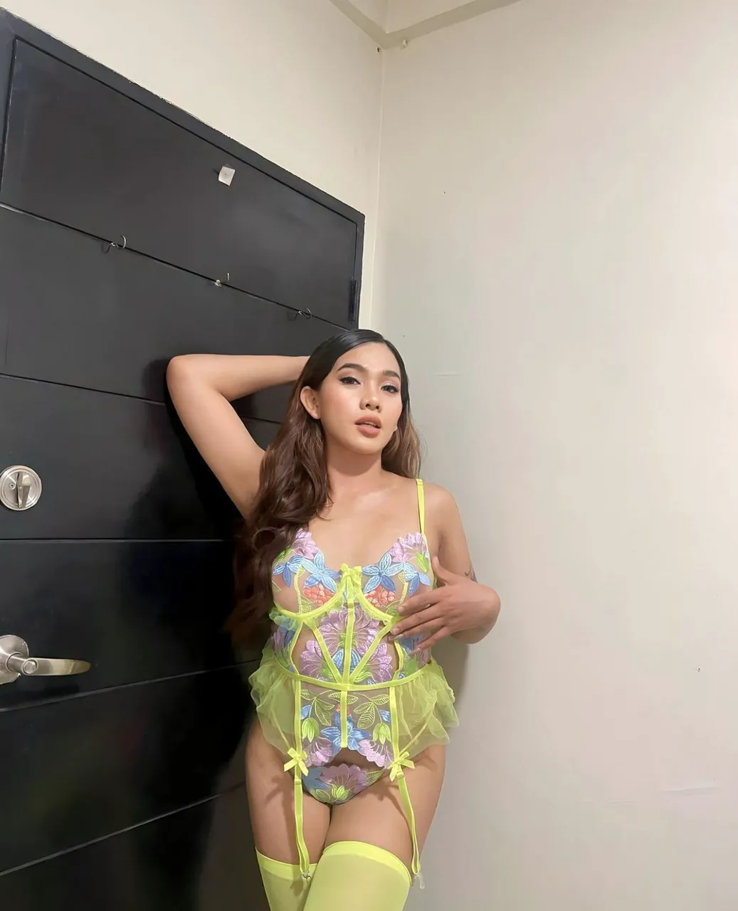 Escorts Manila, Philippines Mira Ava Asha