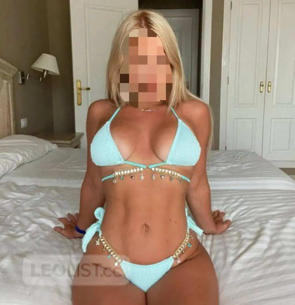 Escorts Markham, Ontario I am a sexy girl, I am here to fulfill your wishes love