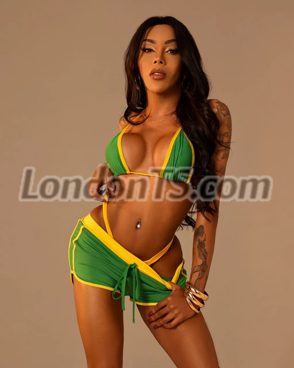 Escorts London, England Esther Brazilian XXL