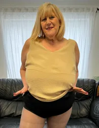 Escorts Cleveland, Ohio A truly filthy MILF ready to fulfil your every fantasy. Mature, sexy and very horny 59 year old who