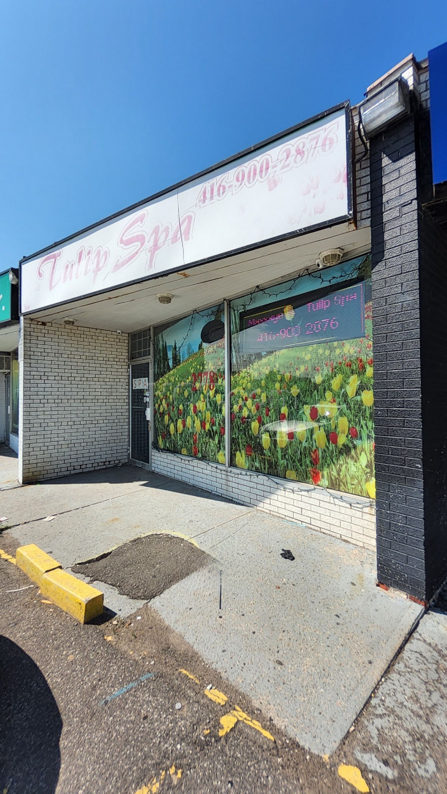 Scarborough, Ontario Tulip Spa