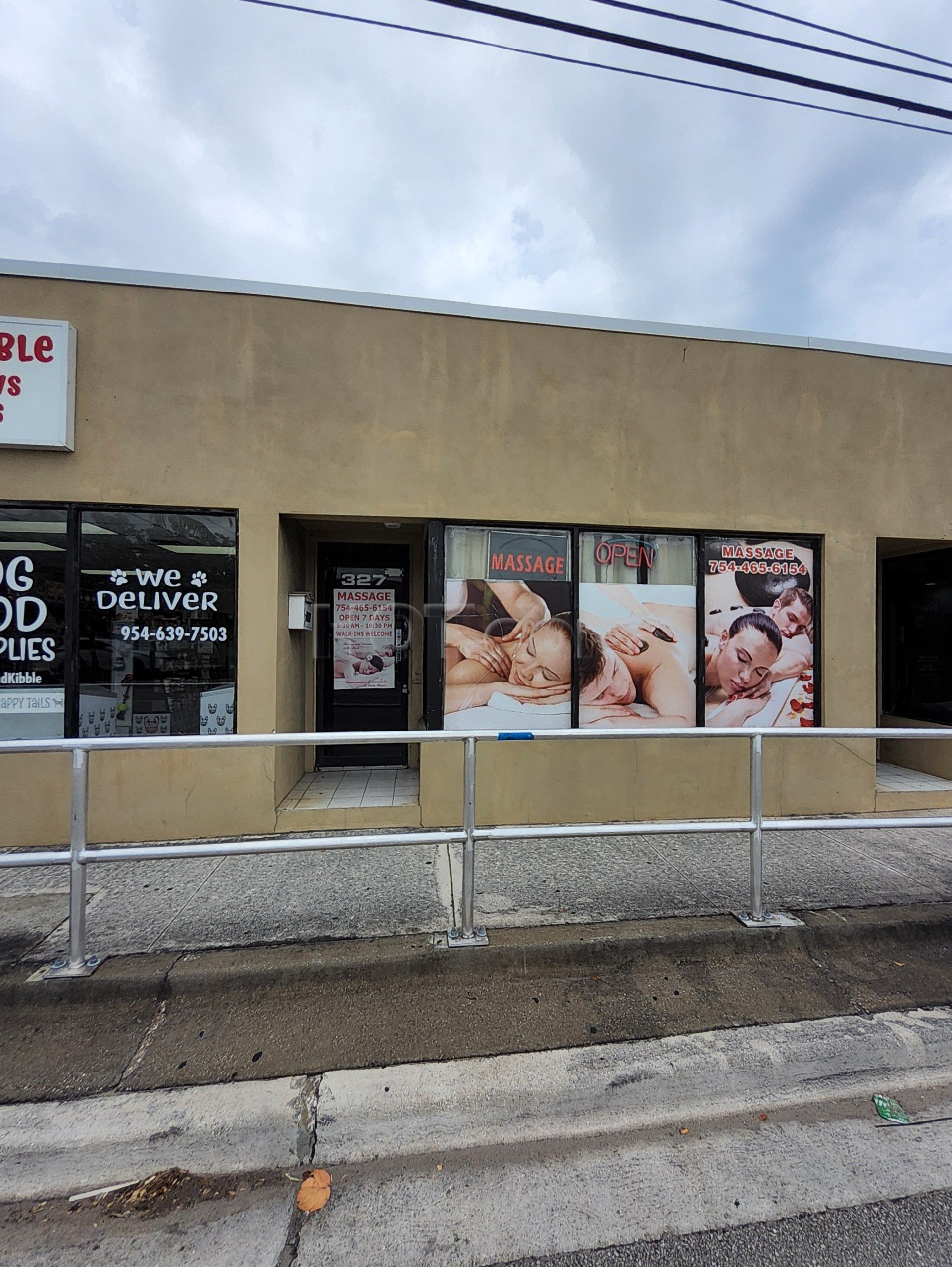 Hallandale Beach, Florida Red Lotus Spa Massage