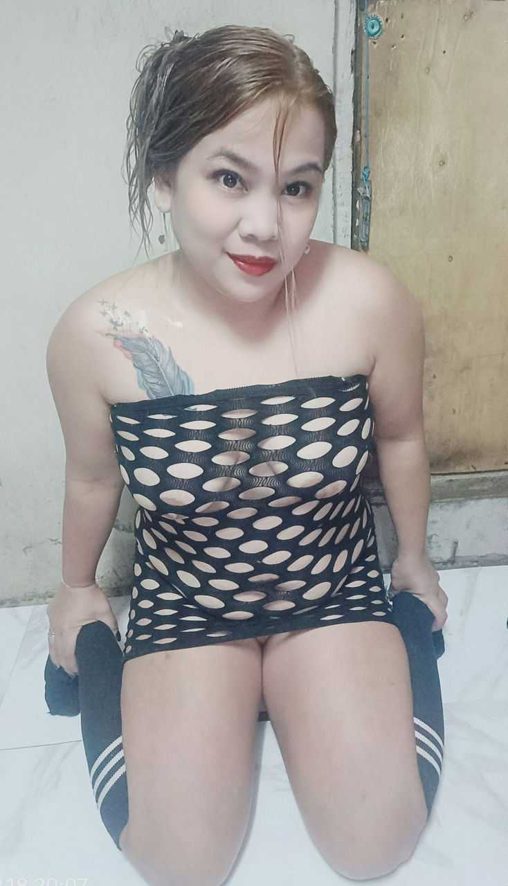 Escorts Manila, Philippines BOOBSIE AND Solid Squiter Girl With Face