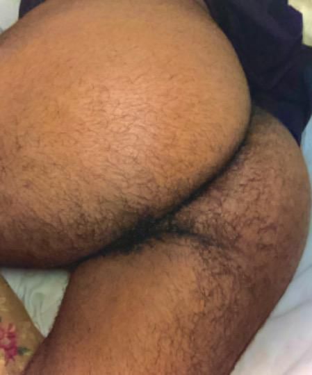 MASSAGE & MORE⚡Hawaiian & Italian ⚡ HAIRY & THICK WITH A BUBBLE BUT🍑