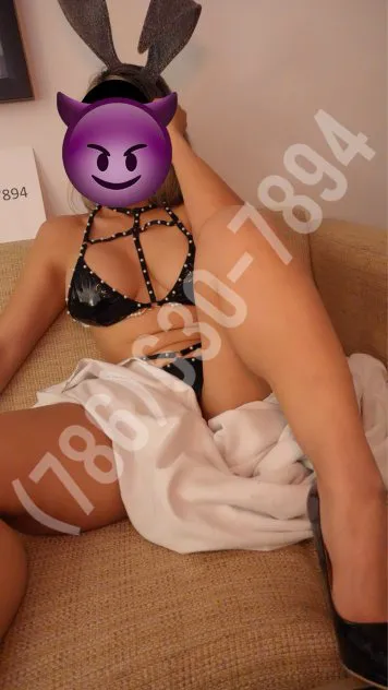 Escorts West Raleigh, North Carolina Come and Try me, Natalie