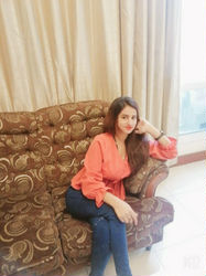 Escorts Sharjah, United Arab Emirates Payal Indian Girl