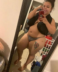 Escorts Houston, Texas 👅middget_escort girl👙3 foot 11 inch cubby👅good smelling pussy👅  27 -