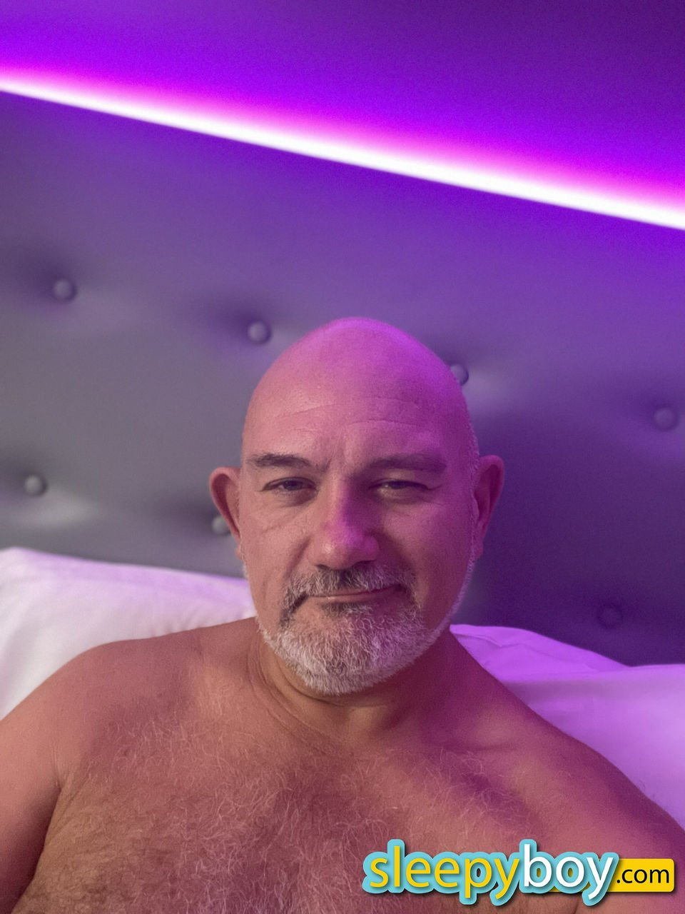 Drew,  49yrs 
								Huddersfield, UK - YorkshireHumber