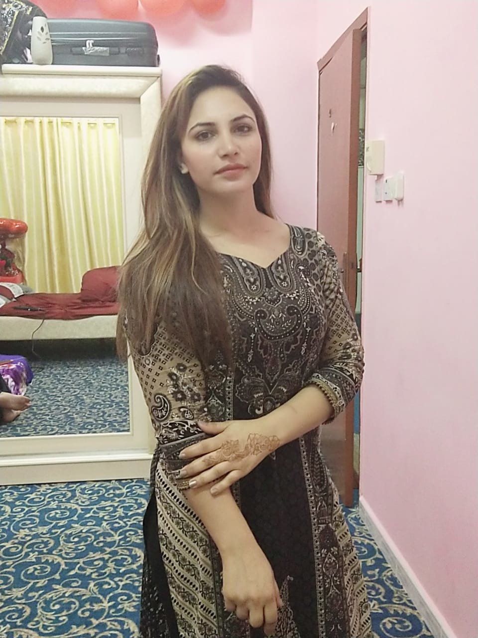 Escorts United Arab Emirates Rimsha Indian Model