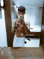 Escorts Manila, Philippines Escort Xander