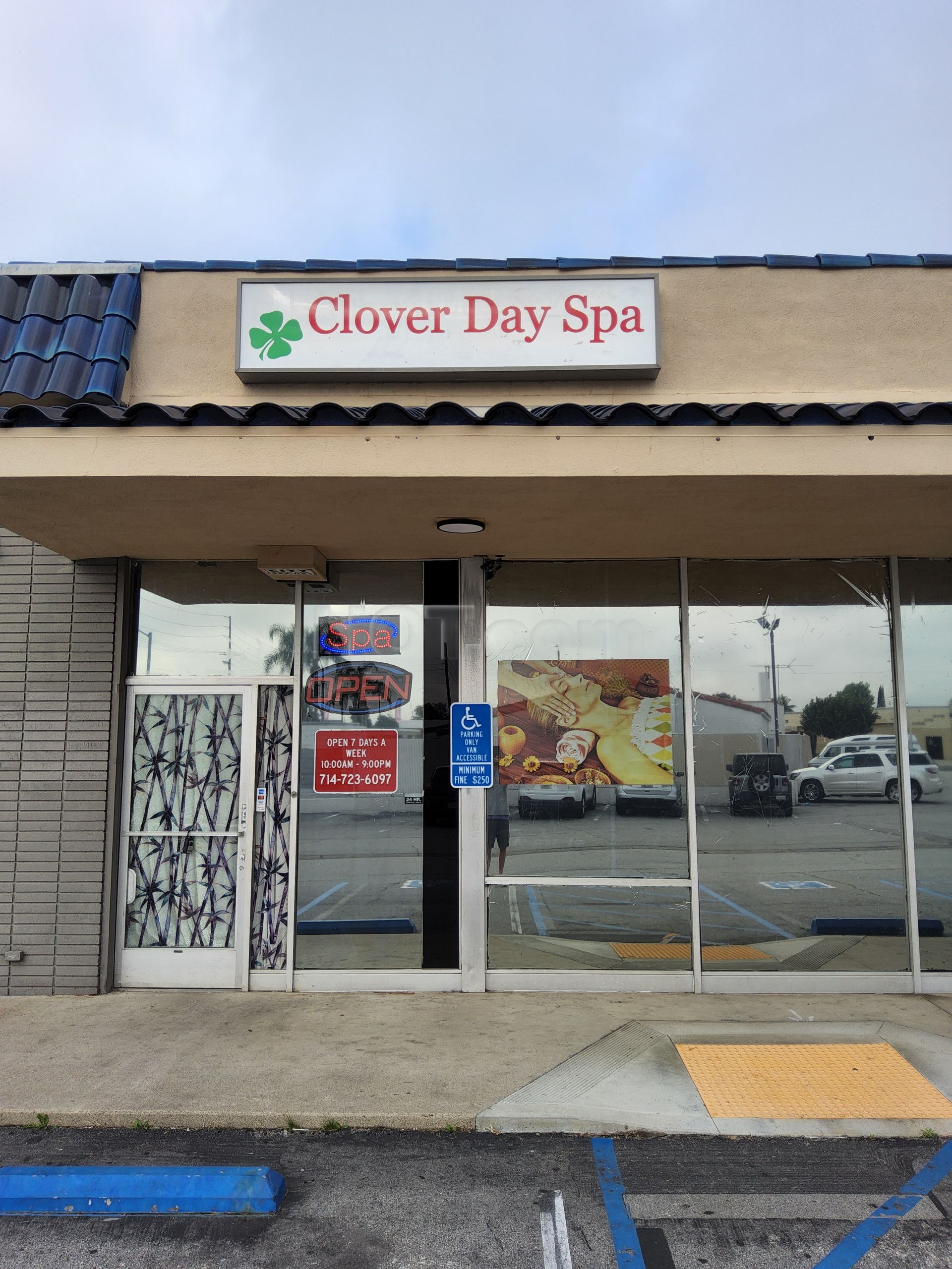 Stanton, California Clover Day Spa