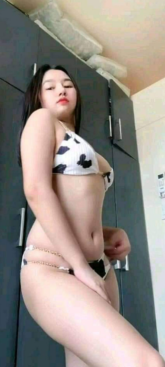 Escorts Cebu City, Philippines Jessica I Like Black and White Guy