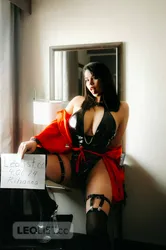 Escorts Ottawa, Ontario Professional companion Lux service