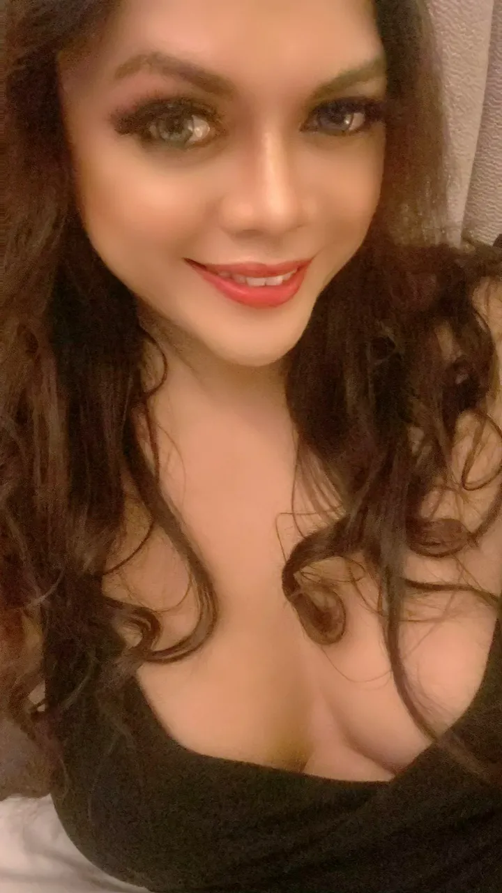 Escorts Kuwait City, Kuwait LADYBOY ELLA WEBCAM SEX/SEX VIDEOS SELL