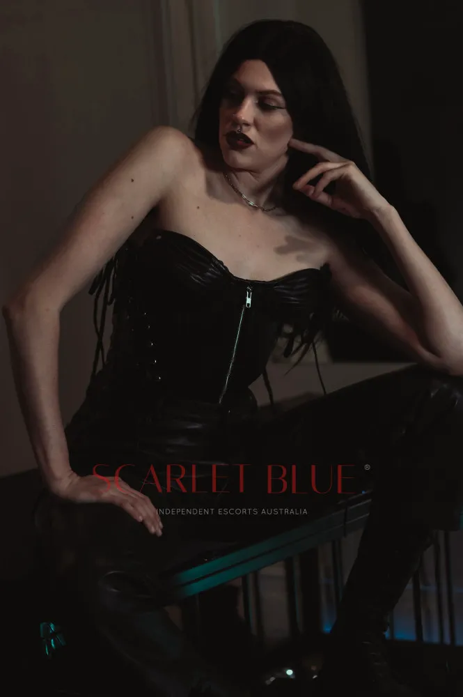 Escorts Melbourne, Australia Mistress Harper Bizarre 


