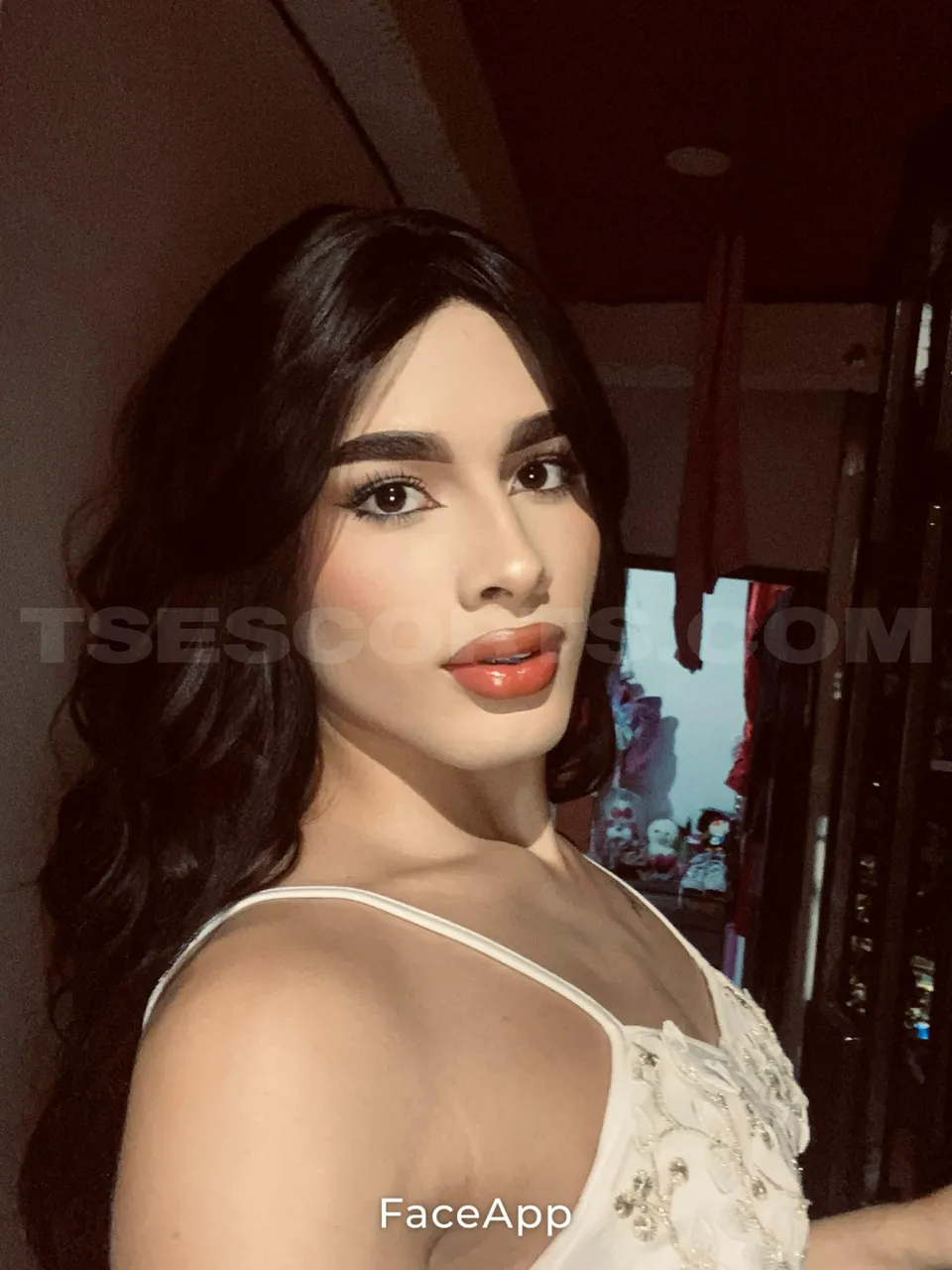 Escorts Medellin, Colombia Valeria disponible