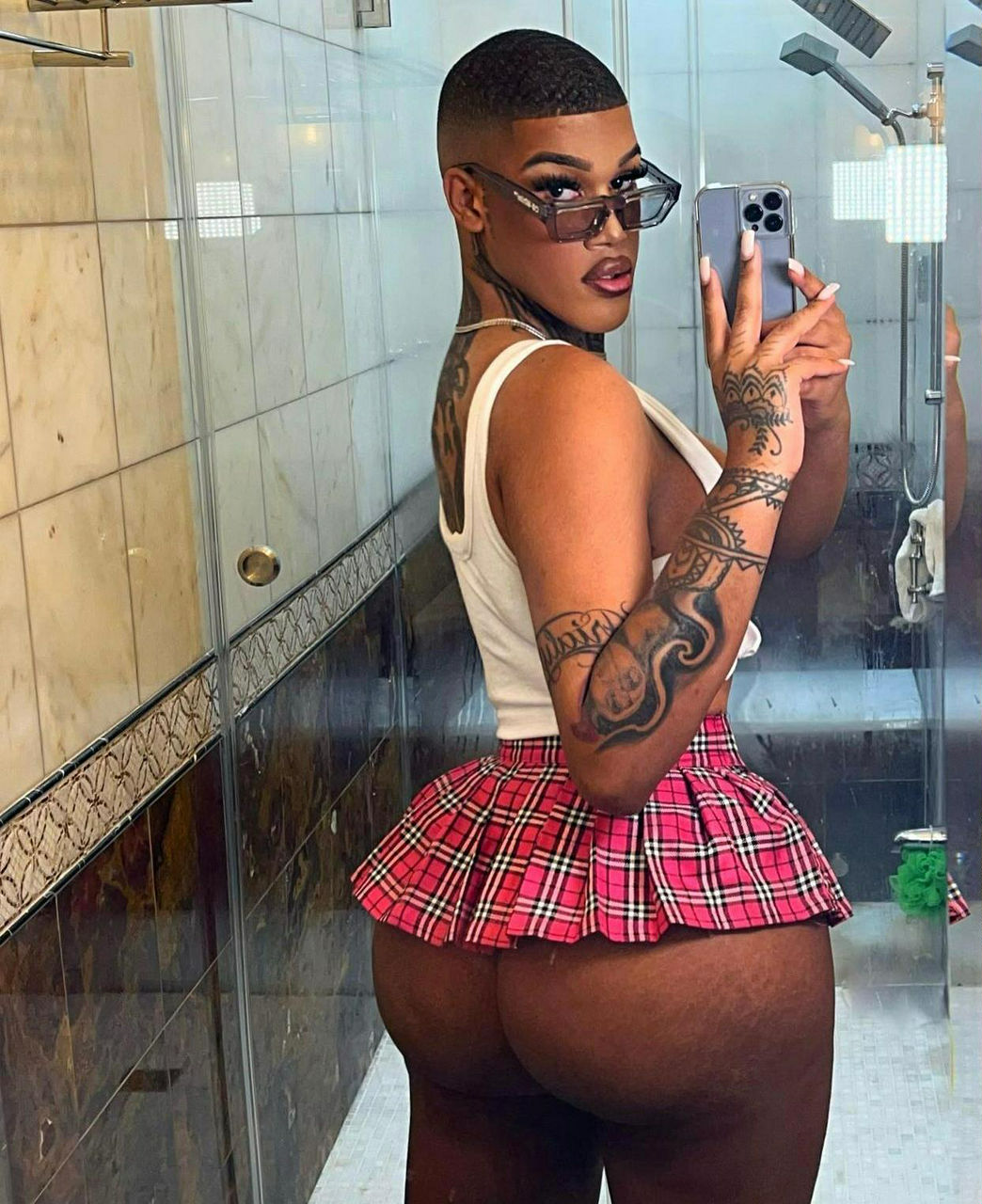 SISI🍑XL🍆VIP💅