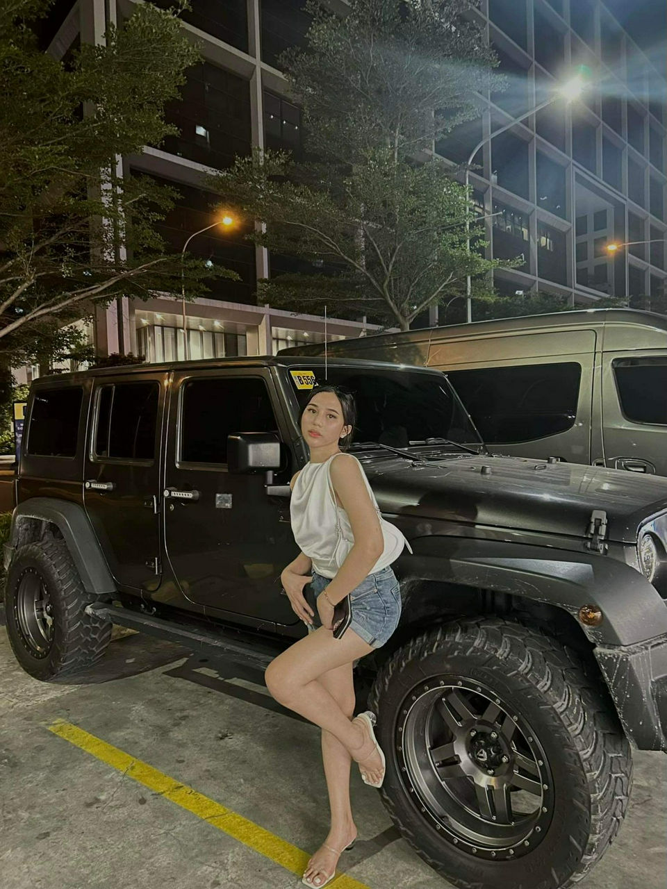 Escorts Manila, Philippines Christine Fox