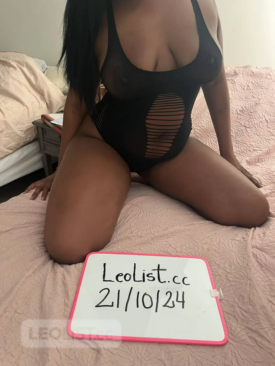 Escorts Edmonton, Alberta New to the industry!!! Cum for me!!