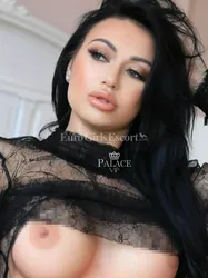 Escorts London, England Eveline 5064