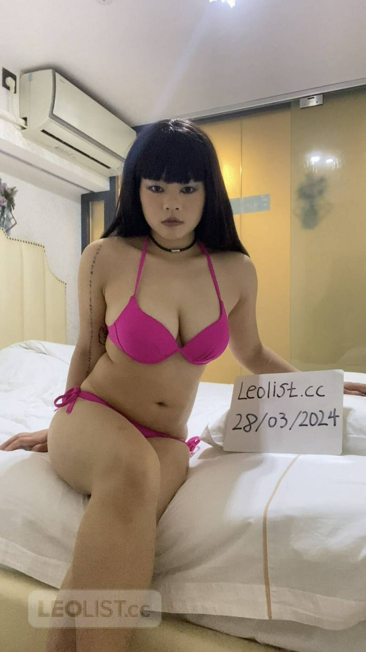 Escorts Halifax, Nova Scotia New Arrivals in town, Busty&Sexy Singapore Girl Part Time