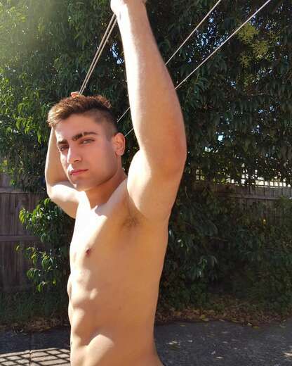 Escorts Australia 🏀💪21 YEAR OLD YOUNG MUSCULAR BOY🇦🇺