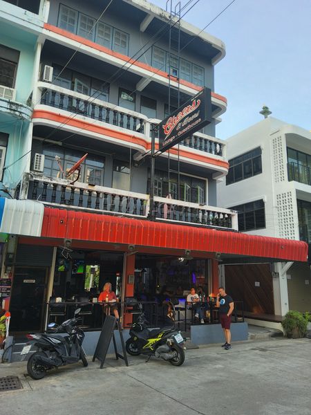 Pattaya, Thailand Cheers & Beers Lounge