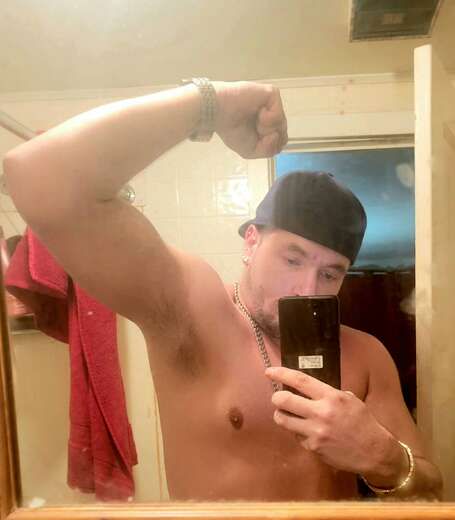 Escorts Cape Coral, Florida Attractive Toned Masculine Vers Stud