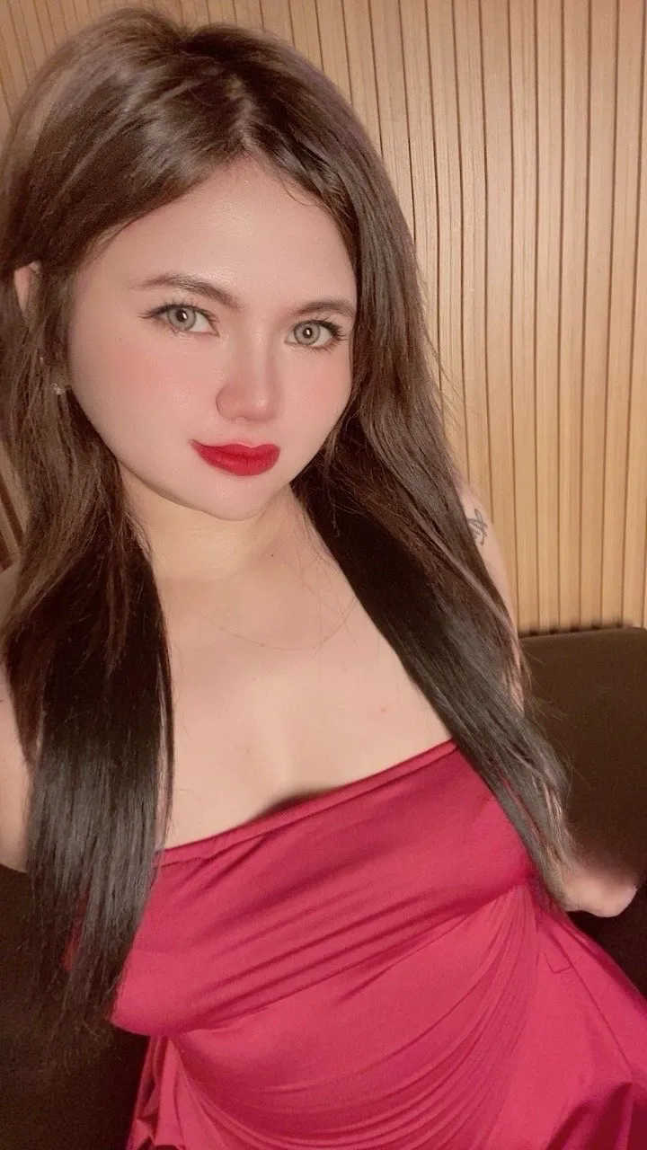 Escorts Makati City, Philippines Andrea