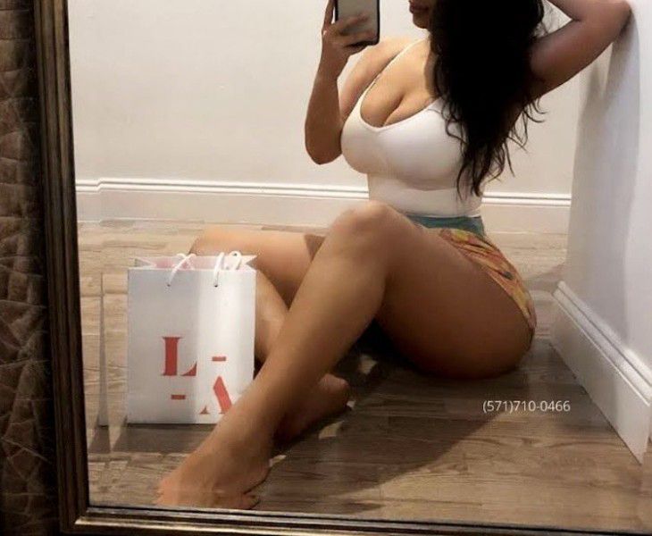 Escorts Washington, District of Columbia Sexy Latina Bodyrub Experience