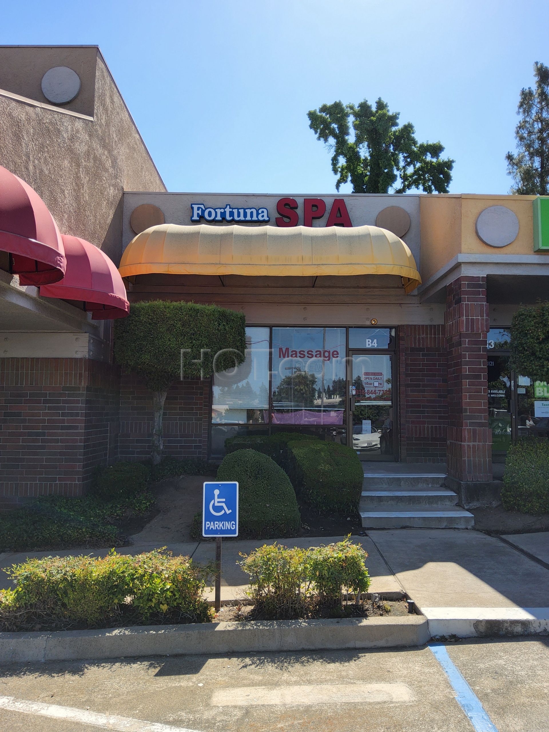 Fair Oaks, California Fortuna Spa