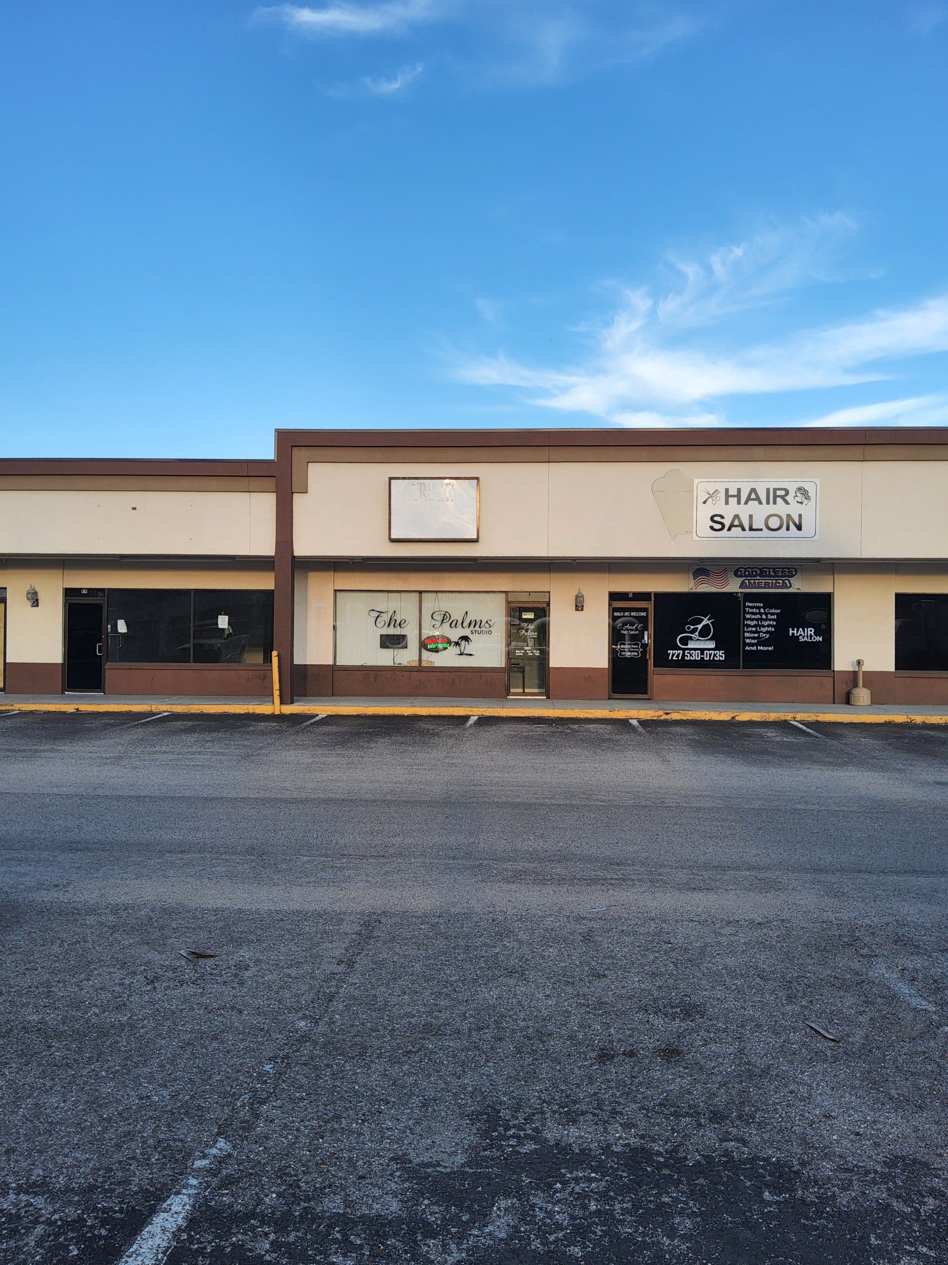 Largo, Florida The Palms Studio