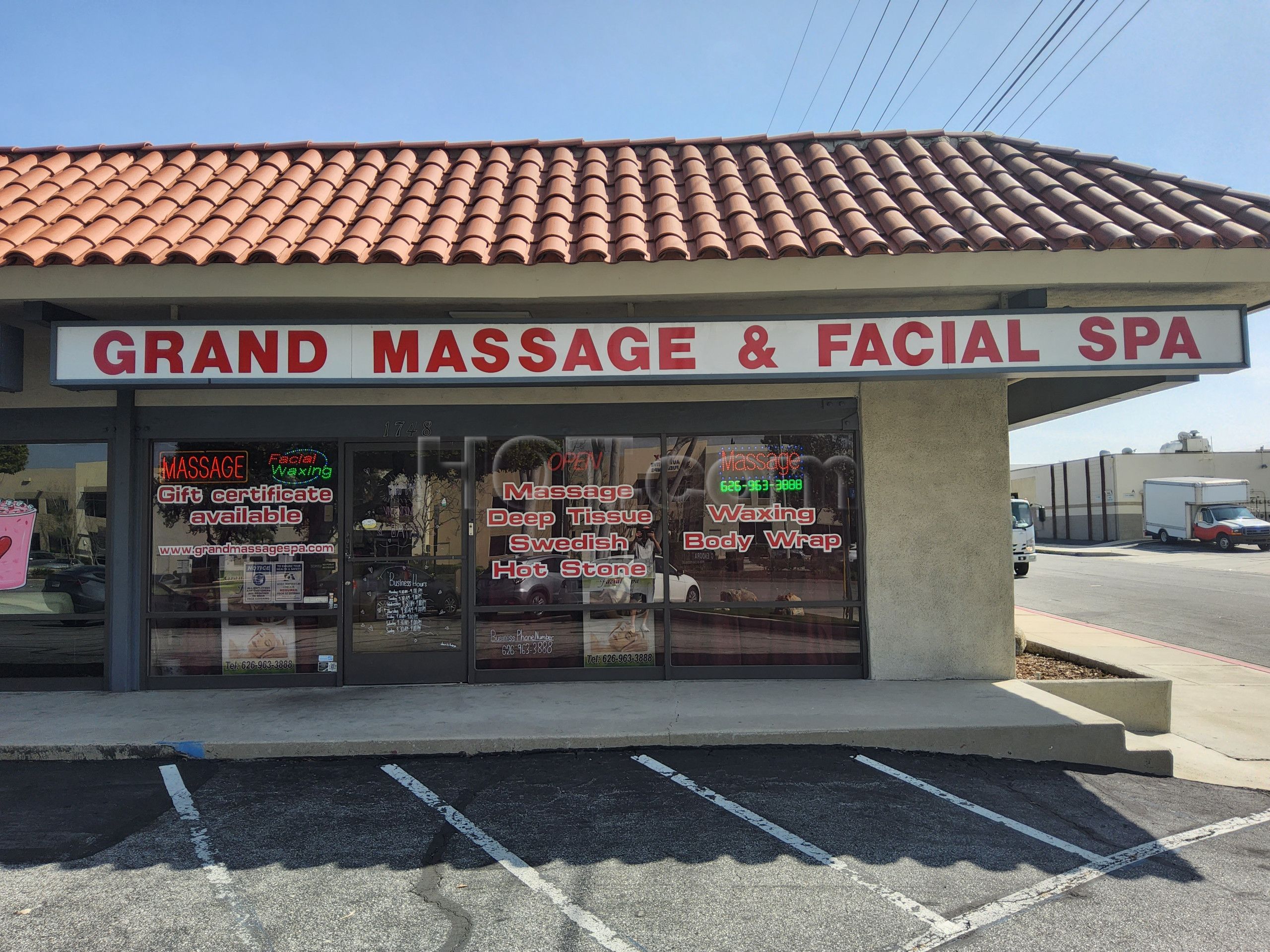 Glendora, California Grand Massage